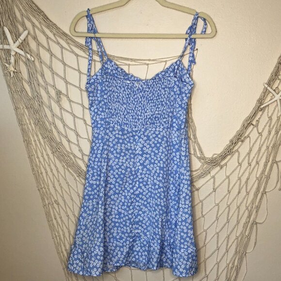 SHEIN Allover Blue & White Floral Print Ruched Bust Ruffle Hem Cami Dress S - Picture 11 of 13